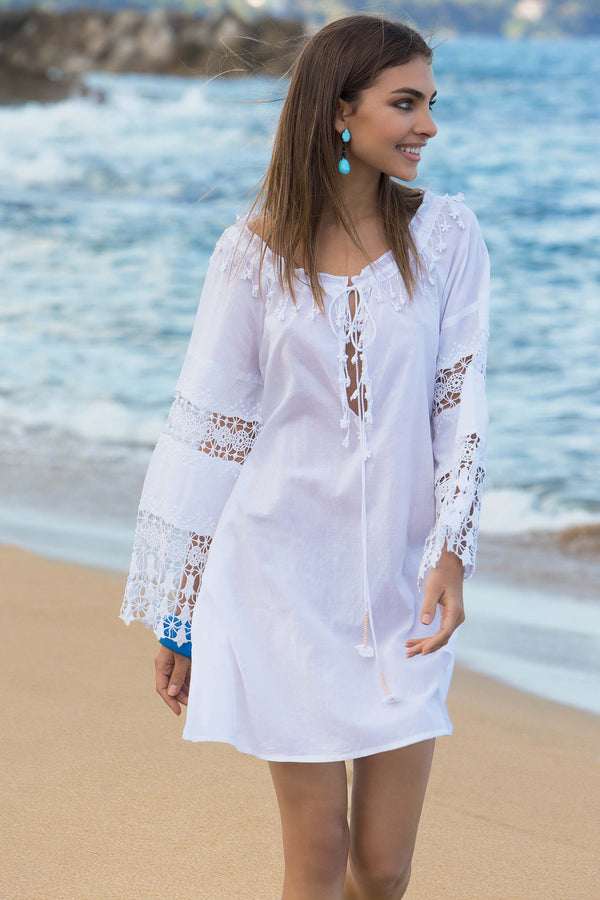 VESTIDO CON INSERTOS EN ENCAJE