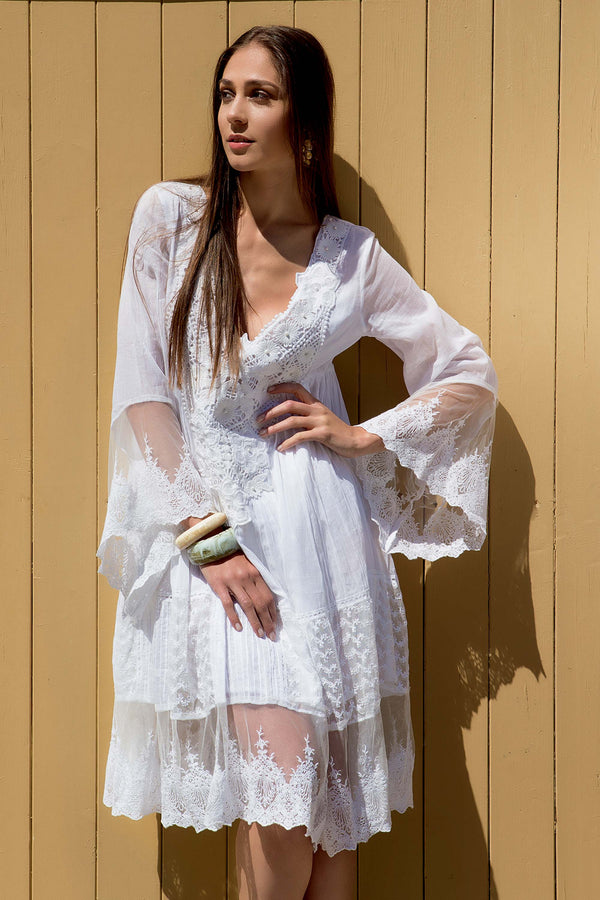 VESTIDO EN ENCAJE MACRAMÉ ROSA